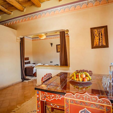 Kasbah Tizzarouine Bed & Breakfast Boumalne Dades Luaran gambar