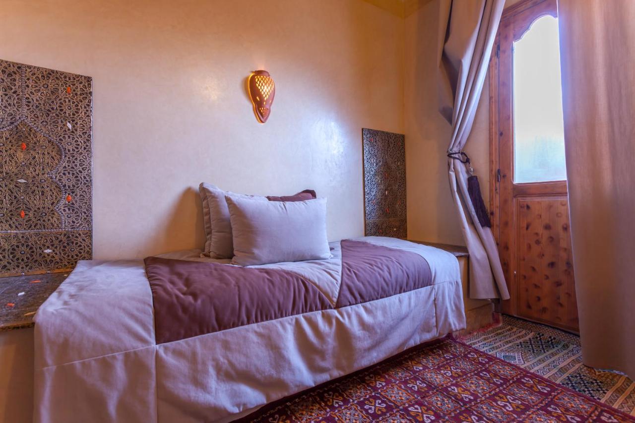 Kasbah Tizzarouine Bed & Breakfast Boumalne Dades Luaran gambar