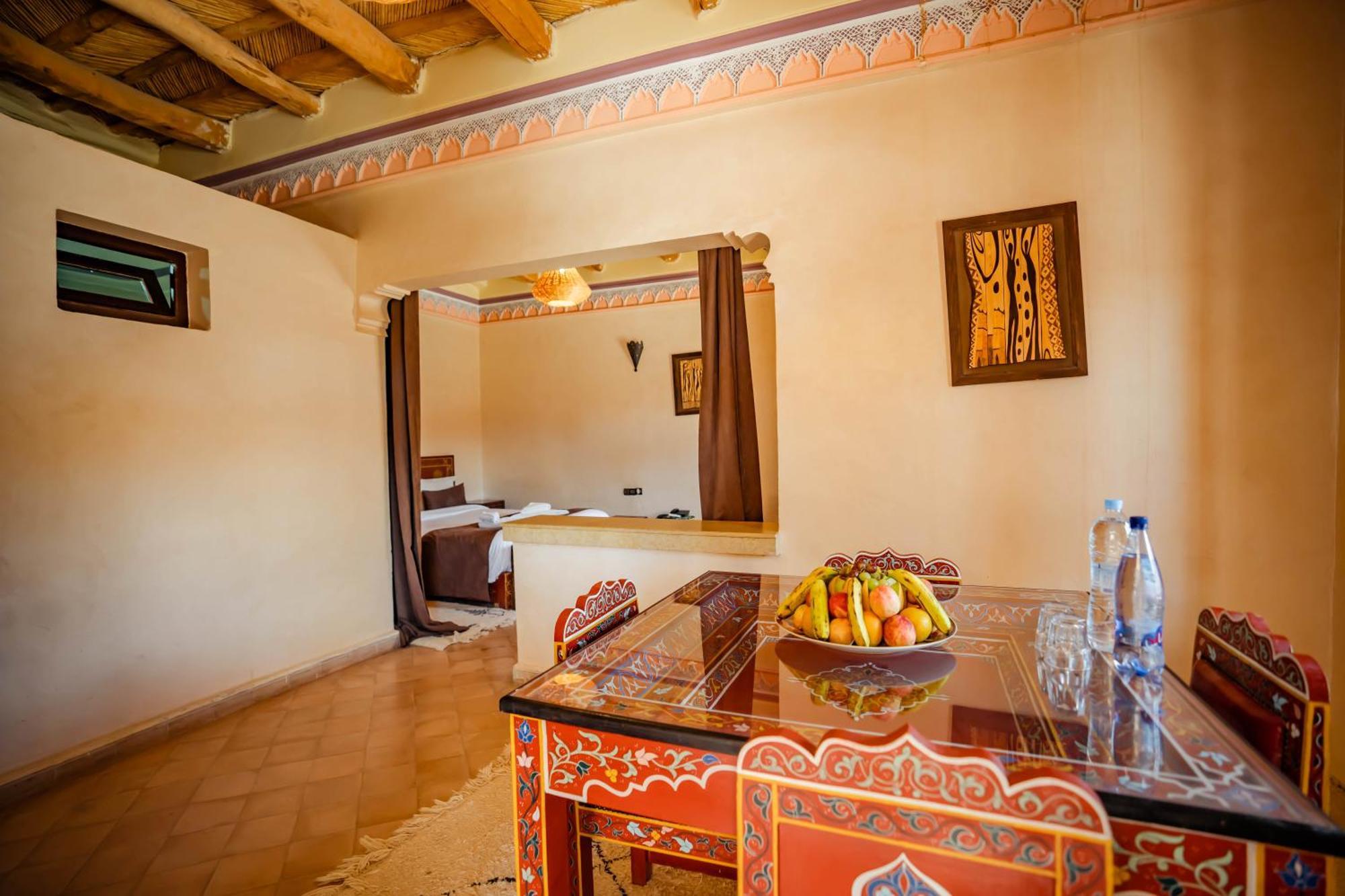 Kasbah Tizzarouine Bed & Breakfast Boumalne Dades Luaran gambar