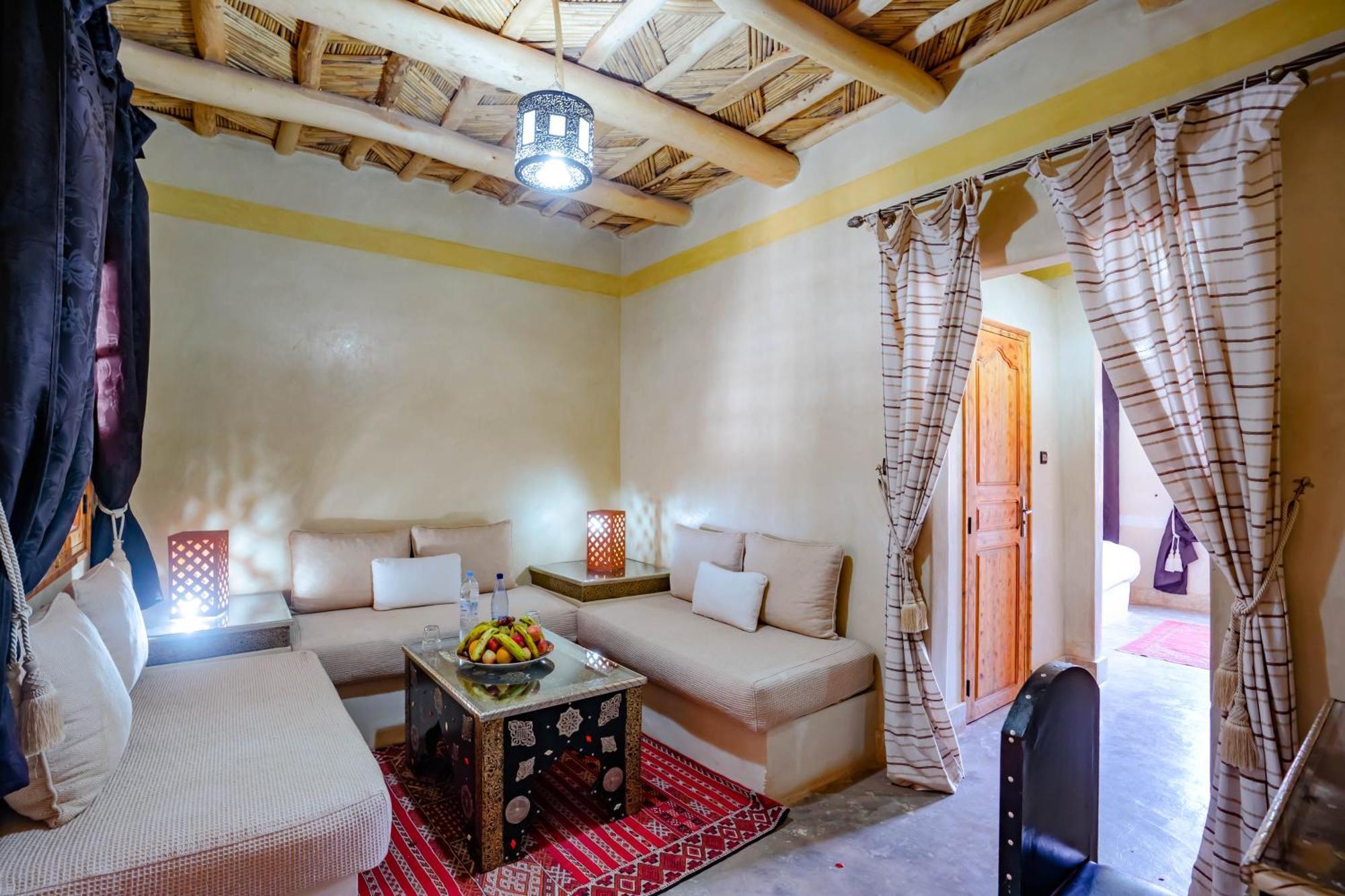 Kasbah Tizzarouine Bed & Breakfast Boumalne Dades Luaran gambar