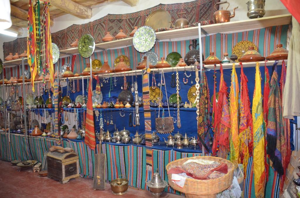 Kasbah Tizzarouine Bed & Breakfast Boumalne Dades Luaran gambar