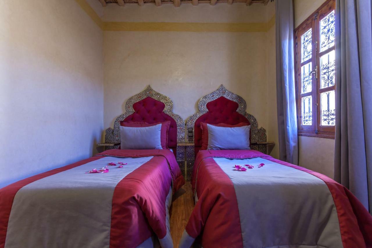 Kasbah Tizzarouine Bed & Breakfast Boumalne Dades Luaran gambar