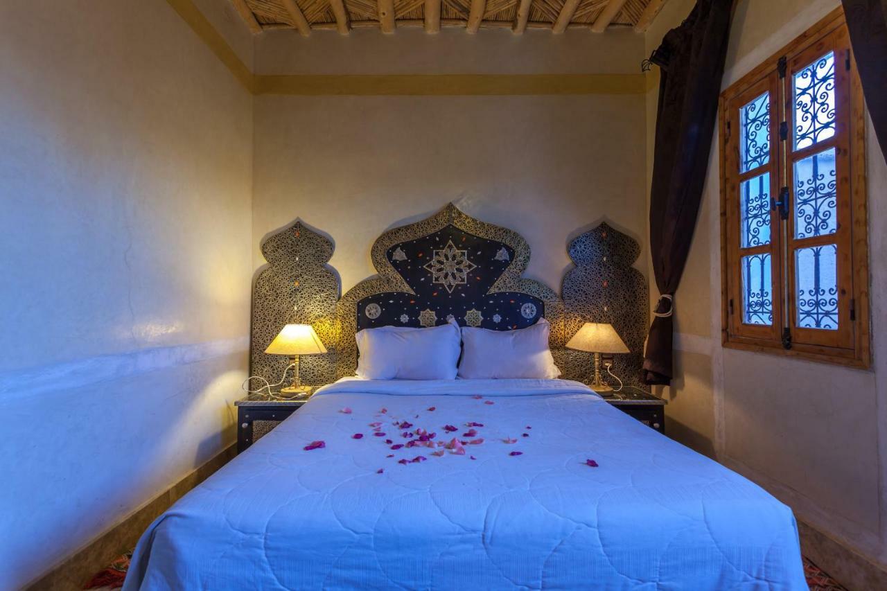 Kasbah Tizzarouine Bed & Breakfast Boumalne Dades Luaran gambar