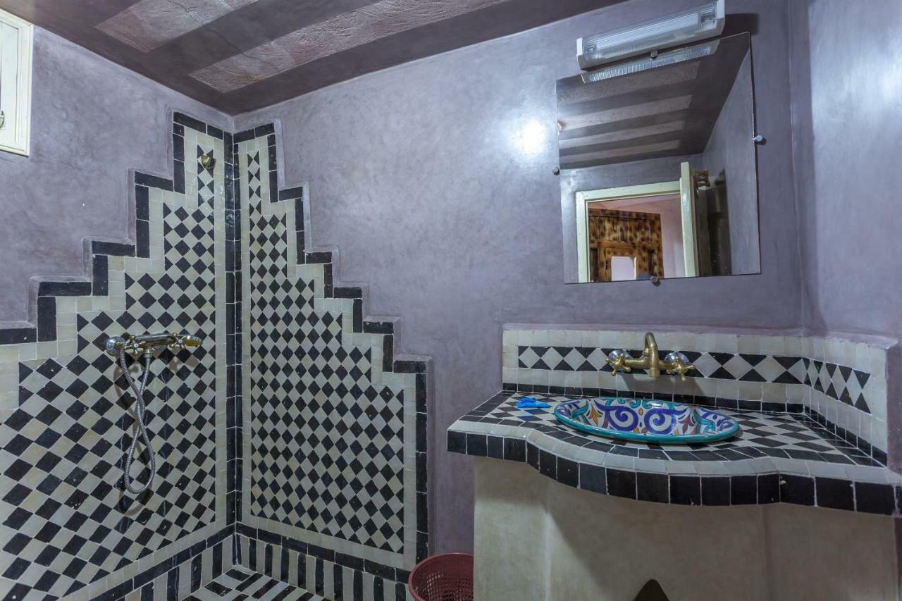 Kasbah Tizzarouine Bed & Breakfast Boumalne Dades Luaran gambar