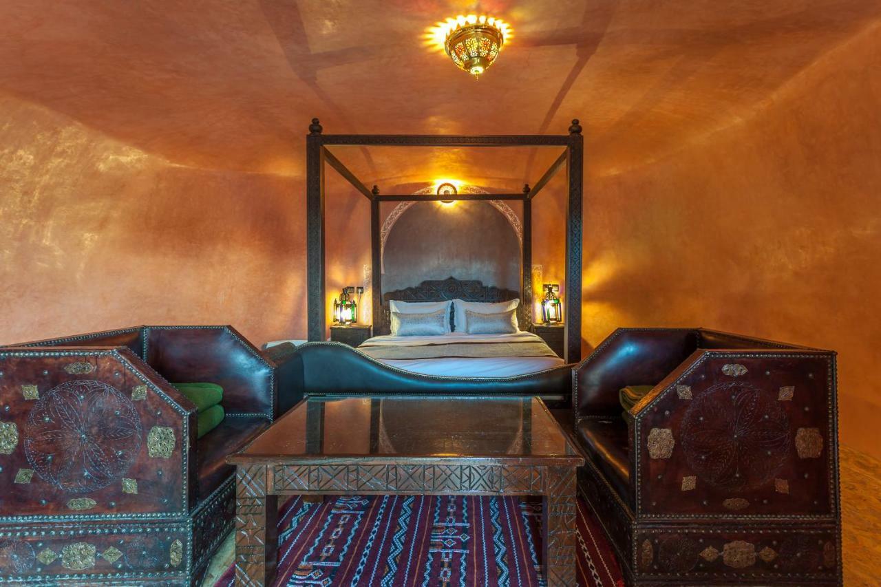 Kasbah Tizzarouine Bed & Breakfast Boumalne Dades Luaran gambar