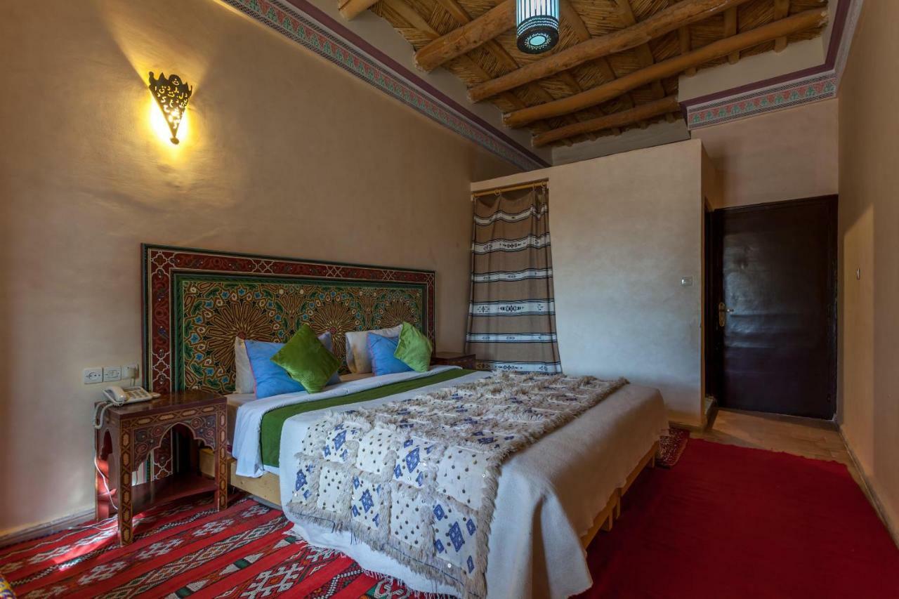 Kasbah Tizzarouine Bed & Breakfast Boumalne Dades Luaran gambar